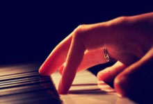 征途国际体育：海拔米！希门尼斯在玻利维亚高原主场比赛中吸氧.